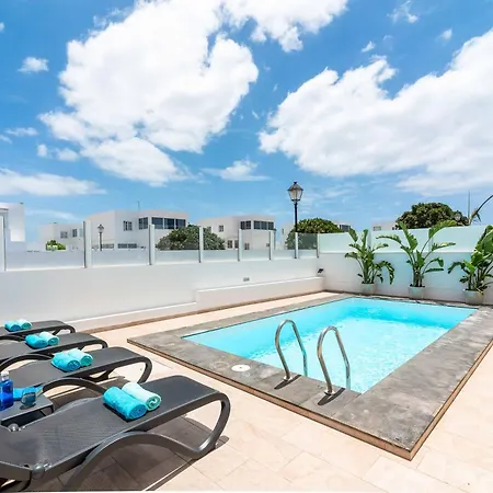 Sirena Villa